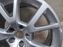Laden Sie das Bild in den Galerie-Viewer, 1x Alufelge 18 Zoll 5x112 4G0071498 Audi A6 Rim Wheel FEL9227102870tt