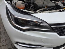 Laden Sie das Bild in den Galerie-Viewer, Frontscheinwerfer Opel Astra K 39158006 Rechts Scheinwerfer Headlight SCH1369721076nq