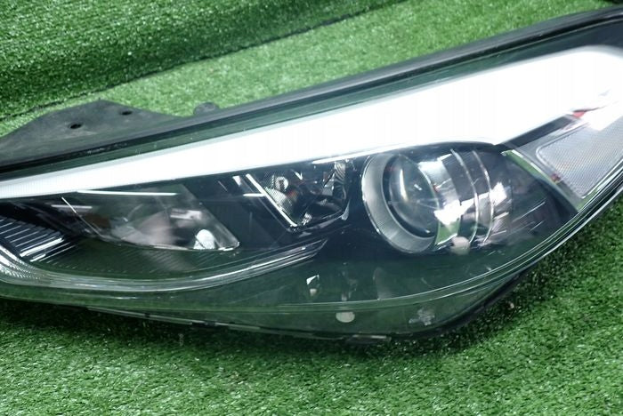 Frontscheinwerfer Hyundai Tucson 92101D7100 Links Scheinwerfer Headlight SCH5250247713vg