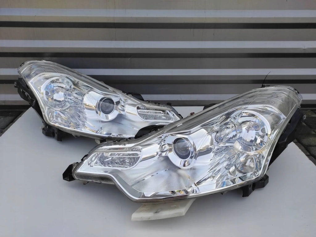 Frontscheinwerfer Citroën C-Crosser Ein Satz Scheinwerfer Headlight SCH5257787738ze