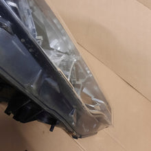 Load image into Gallery viewer, Frontscheinwerfer BMW 4 F36 F32 F33 7399110 LED Rechts Scheinwerfer Headlight SCH2692339780yc