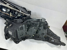 Laden Sie das Bild in den Galerie-Viewer, Frontscheinwerfer Ford S-Max EM2B-13W030-CH EM2B-13W029-CH Rechts oder Links SCH2909162733qp