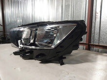 Laden Sie das Bild in den Galerie-Viewer, Frontscheinwerfer VW T-Roc 2GA941005B Links Scheinwerfer Headlight