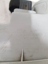 Load image into Gallery viewer, Frontscheinwerfer Hyundai 1012895 Ein Stück (Rechts oder Links) Headlight