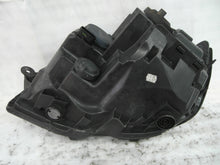 Laden Sie das Bild in den Galerie-Viewer, Frontscheinwerfer VW Transporter 7E1941016AD Rechts Scheinwerfer Headlight