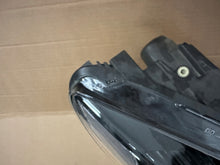 Laden Sie das Bild in den Galerie-Viewer, Frontscheinwerfer Ford Kuga III L90187839 Rechts Scheinwerfer Headlight SCH9599130016bl