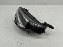 Laden Sie das Bild in den Galerie-Viewer, Frontscheinwerfer Opel Corsa F 39162653 Links Scheinwerfer Headlight