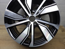 Laden Sie das Bild in den Galerie-Viewer, 1x Alufelge 20 Zoll 8.0" 5x108 50 5ET Glanz Silber 32243376 Volvo Xc40 Rim Wheel FEL7108044688vm