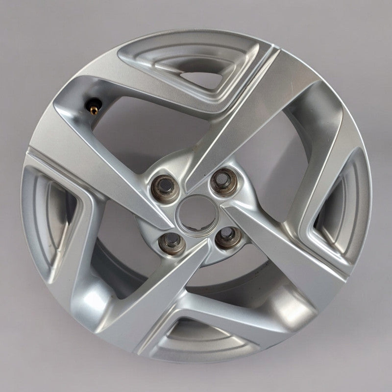 1x Alufelge 15 Zoll 6.0" 4x100 48ET Glanz Silber 52910K7100 Hyundai I10 III I20