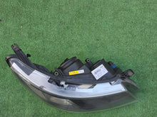 Laden Sie das Bild in den Galerie-Viewer, Frontscheinwerfer Saab 93 1EL010317-16 Bi-Xenon Rechts Scheinwerfer Headlight