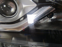 Load image into Gallery viewer, Frontscheinwerfer Toyota Yaris Rechts Scheinwerfer Headlight