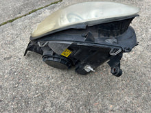 Laden Sie das Bild in den Galerie-Viewer, Frontscheinwerfer Mercedes-Benz W251 Xenon Links Scheinwerfer Headlight SCH8072558953rn