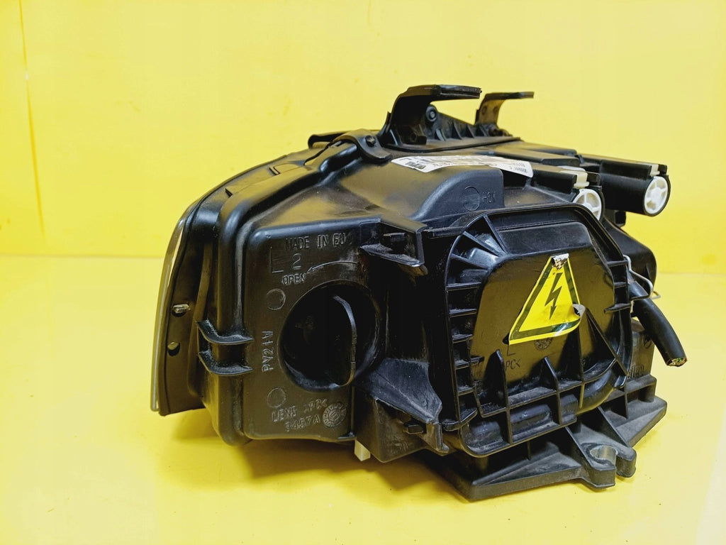 Frontscheinwerfer Audi A4 B6 DRC97174 8E0941003C 89305770 Links Headlight SCH3879783654zv