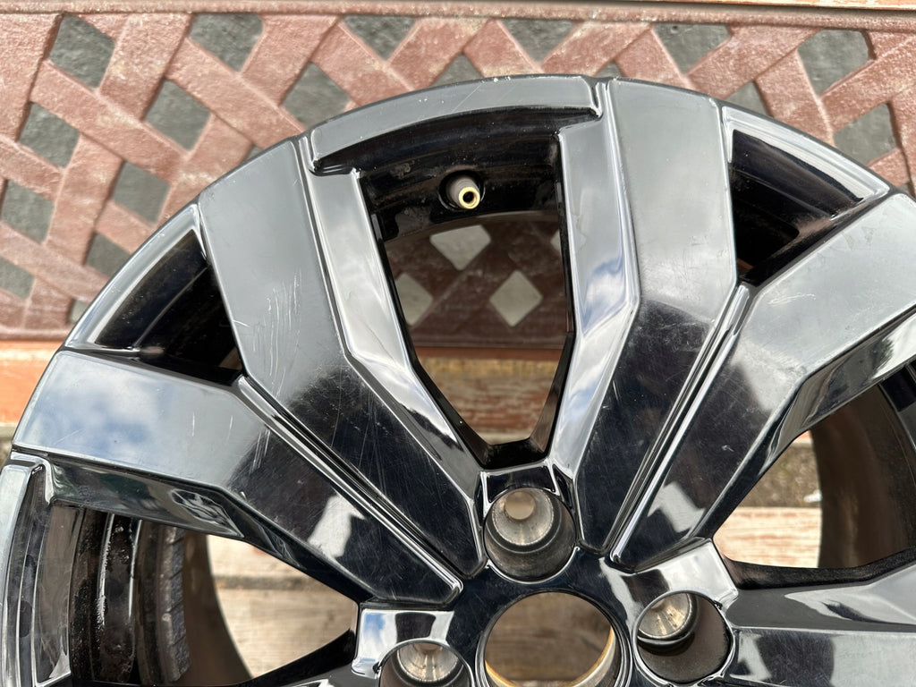 1x Alufelge 16 Zoll 6.5" 4x100 45ET 403009410R 403004026R Dacia Sandero Iii FEL6935466426st
