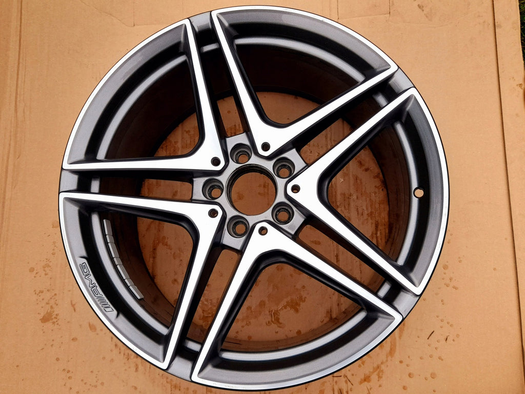 1x Alufelge 19 Zoll 8.0" 5x112 40ET A1774012000 Mercedes-Benz Coupe Rim Wheel