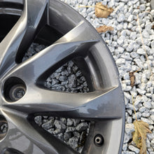 Load image into Gallery viewer, 1x Alufelge 18 Zoll 7.0" 5x114.3 50ET Silber B45BV3810 Mazda 3 Rim Wheel FEL5575865112vr