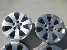Laden Sie das Bild in den Galerie-Viewer, 4x Alufelge 17 Zoll 7.0&quot; 5x120 41ET Silber 13235010 Opel Rim Wheel