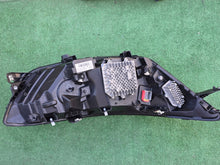 Load image into Gallery viewer, Frontscheinwerfer Iveco Daily I 05802711800 Links Scheinwerfer Headlight SCH9520729390xb