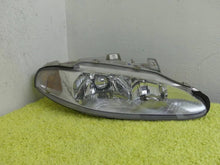 Laden Sie das Bild in den Galerie-Viewer, Frontscheinwerfer Mitsubishi Eclipse Ein Stück (Rechts oder Links) Headlight