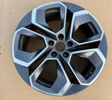 Laden Sie das Bild in den Galerie-Viewer, 1x Alufelge 19 Zoll 7.5" 5x112 48ET 5E3601025S 5E3601025 Skoda Octavia 5e3 Iv FEL8882417798bi