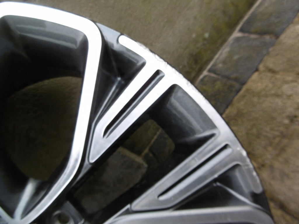 1x Alufelge 19 Zoll 8.5" 5x114.3 46ET 52910-J525 Kia Stinger Rim Wheel