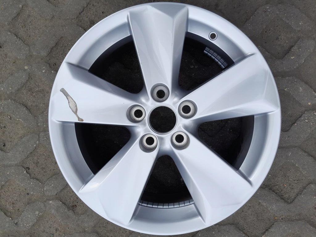 1x Alufelge 17 Zoll 7.0" 5x114.3 35ET Glanz Silber PZ406-X3671-ZC Lexus FEL5459272980il