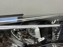 Laden Sie das Bild in den Galerie-Viewer, Frontscheinwerfer Toyota V Rechts Scheinwerfer Headlight SCH3853011767hy