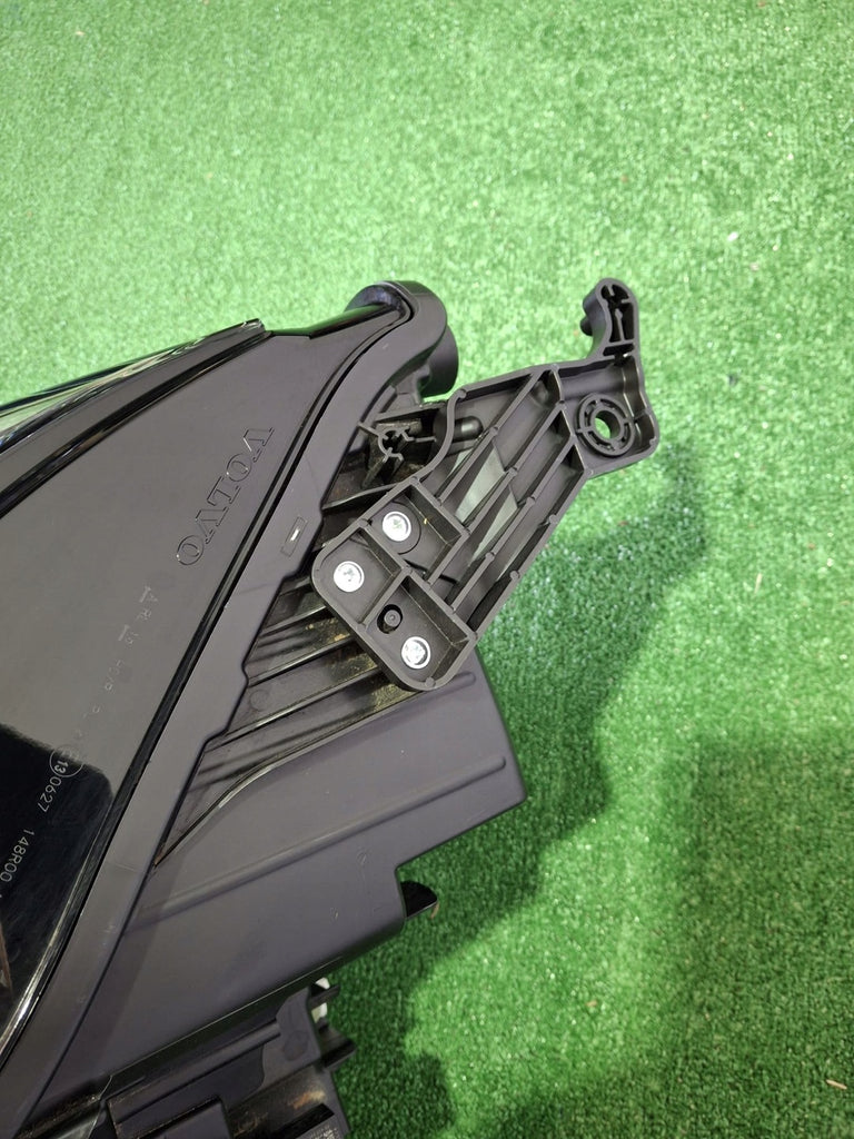 Frontscheinwerfer Volvo 80000628 LED Rechts Scheinwerfer Headlight SCH9978299285xr