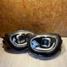 Load image into Gallery viewer, Frontscheinwerfer Mini Countryman F60 9881590 9881589 LED Ein Satz Headlight SCH9015563030sm