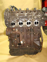 Laden Sie das Bild in den Galerie-Viewer, Motor Renault Trafic M9R786 2.0 198TKm Diesel Engine Unkomplett