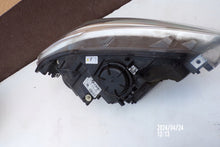 Laden Sie das Bild in den Galerie-Viewer, Frontscheinwerfer BMW F21 F20 7229677-11 1EL010741-21 Xenon Rechts oder Links