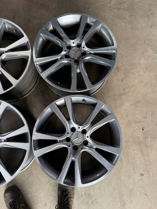 4x Alufelge 19 Zoll 8.0" 5x112 44ET Glanz Graphit A2074011902 Mercedes-Benz L Mg FEL2379467044oy