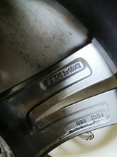 Load image into Gallery viewer, 1x Alufelge 18 Zoll 7.5" 5x112 51ET Glanz Silber 7850456 BMW F39 X1 F48 FEL9328524001if