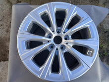 Laden Sie das Bild in den Galerie-Viewer, 1x Alufelge 17 Zoll 7.5" 5x112 30ET Glanz Silber 6883517 7915323 BMW 3 G21 G20 FEL5557671861fm
