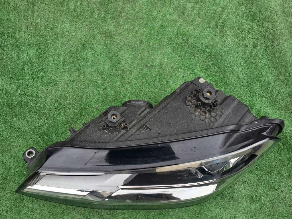 Frontscheinwerfer VW Caddy 2K1941005A Links Scheinwerfer Headlight SCH2086737215bt