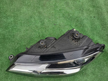Load image into Gallery viewer, Frontscheinwerfer VW Caddy 2K1941005A Links Scheinwerfer Headlight SCH2086737215bt