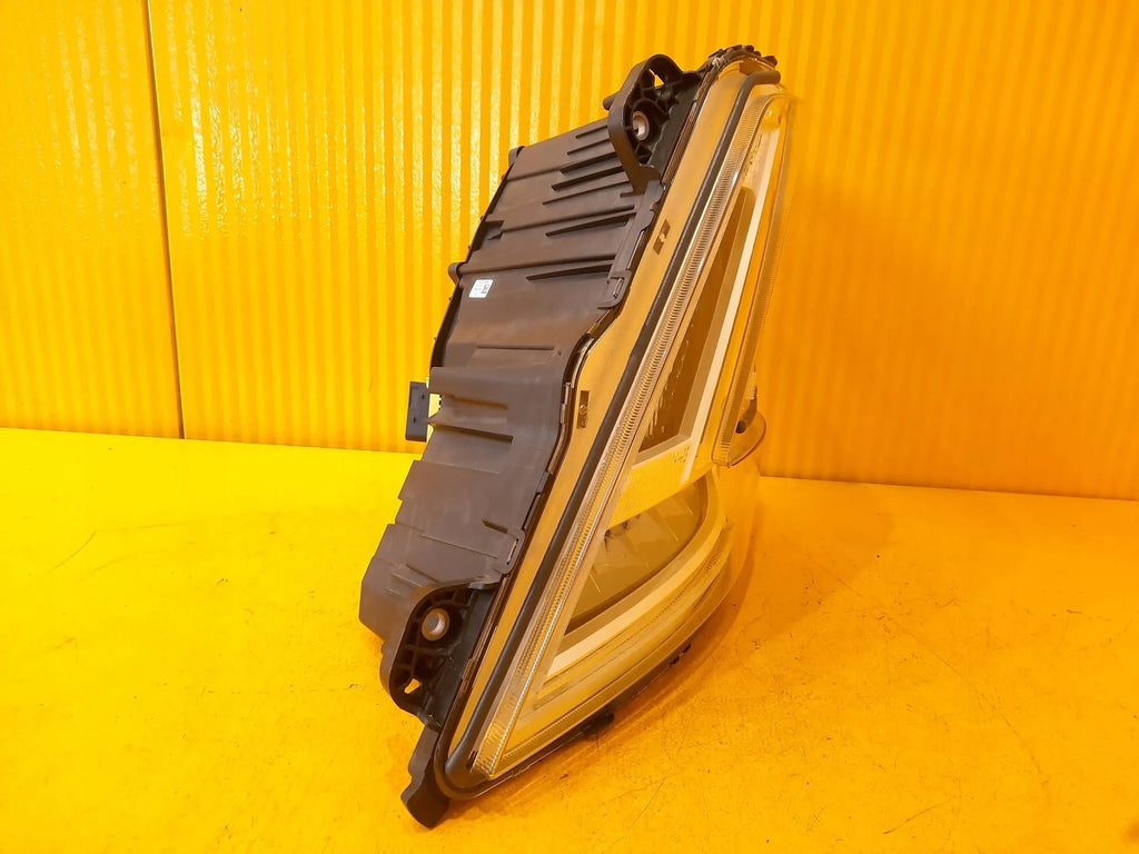 Frontscheinwerfer Volvo 23752809 LED Links Scheinwerfer Headlight SCH4685493423mb
