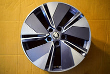 Laden Sie das Bild in den Galerie-Viewer, 1x Alufelge 19 Zoll 8.0&quot; 5x112 45ET Glanz Grau 5LA601025A Mg Enyaq Rim Wheel