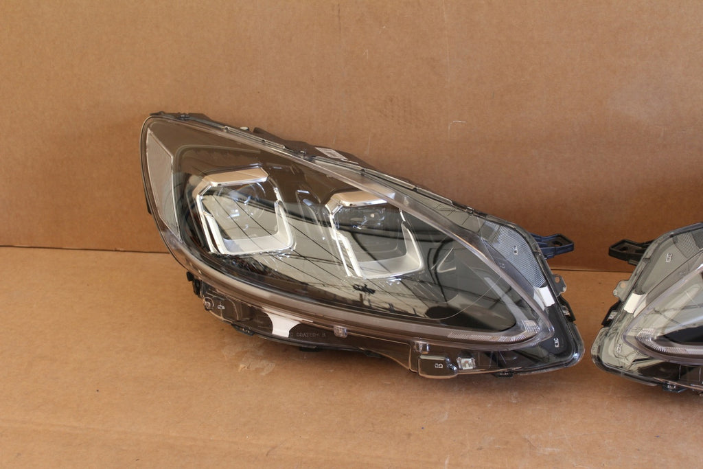 Frontscheinwerfer Ford Kuga LV4B-13E016-AH LV4B-13E017-AH LED Rechts oder Links