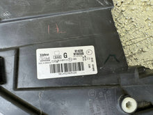 Laden Sie das Bild in den Galerie-Viewer, Frontscheinwerfer Opel E Combo 9816825580 90145298 Links Scheinwerfer Headlight SCH8969168514di
