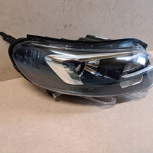 Load image into Gallery viewer, Frontscheinwerfer Opel Vivaro Zafira Life 9832836480 Xenon Rechts Headlight