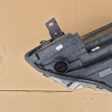 Load image into Gallery viewer, Frontscheinwerfer Ford Kuga LV4B-13W029-AF LED Rechts Scheinwerfer Headlight SCH2788000752on