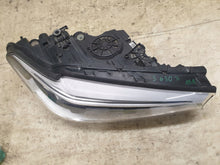 Laden Sie das Bild in den Galerie-Viewer, Frontscheinwerfer BMW 5 G31 G30 8499122 LED Rechts Scheinwerfer Headlight SCH5426968456pb