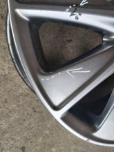 Laden Sie das Bild in den Galerie-Viewer, 1x Alufelge 16 Zoll 6.0&quot; 5x100 Toyota Yaris Cross Rim Wheel