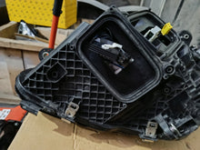Laden Sie das Bild in den Galerie-Viewer, Frontscheinwerfer Mercedes-Benz W205 A2059064206 LED Rechts Headlight SCH9930218504sd