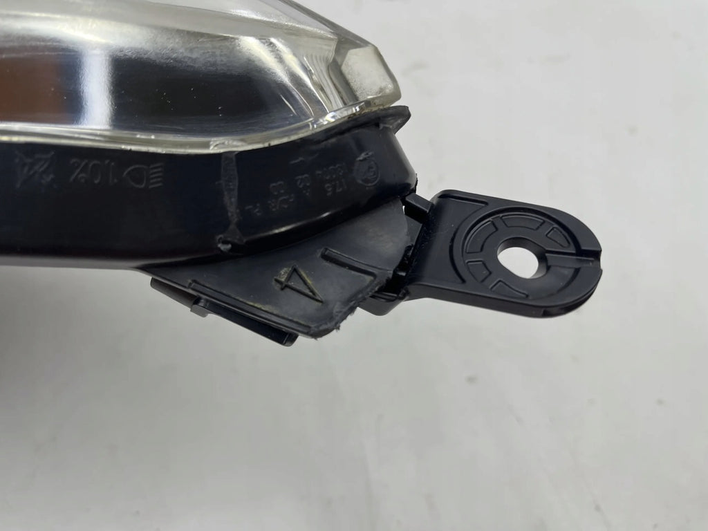 Frontscheinwerfer Toyota Ractis Rechts Scheinwerfer Headlight SCH8776655912kt