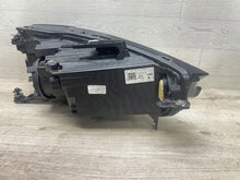 Laden Sie das Bild in den Galerie-Viewer, Frontscheinwerfer Seat Leon 5FB941005D Full LED Links Scheinwerfer Headlight