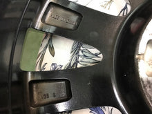 Laden Sie das Bild in den Galerie-Viewer, 1x Alufelge 18 Zoll 7.0" 5x114.3 45ET Glanz Graphit 9965B37080 Mazda Rim Wheel FEL8481476116kq