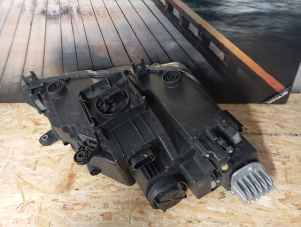 Frontscheinwerfer Seat Ateca 576941007D LED Ein Stück (Rechts oder Links)