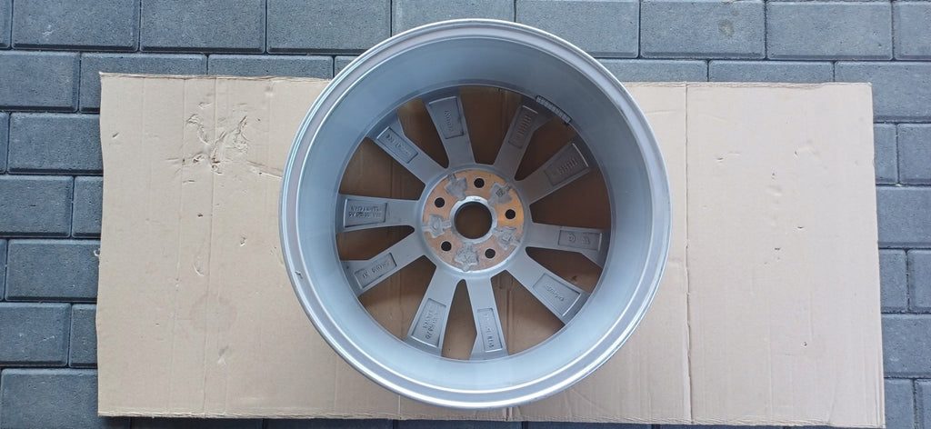 1x Alufelge 18 Zoll 7.0" 5x112 45ET Glanz Silber 57A601025AD Mg I Rim Wheel FEL2481788458hp